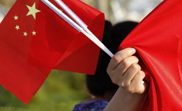 赞美祖国强大的句子一句 赞美祖国强大的句子一句