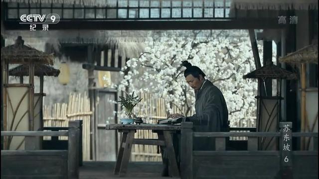 赞美美食的句子经典 赞美美食的句子经典