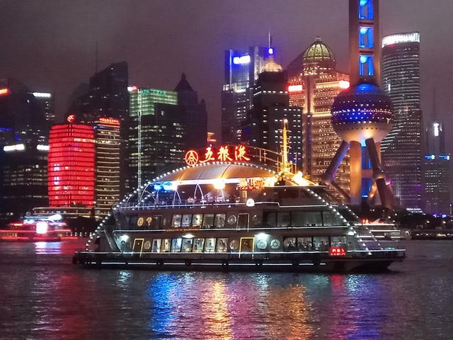 赞美家乡夜景的句子超短 赞美家乡夜景的句子超短