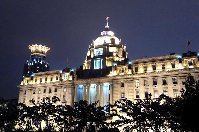 赞美家乡夜景的句子超短 赞美家乡夜景的句子超短