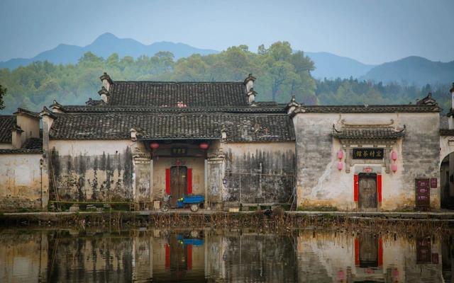 萧红、冰心、丰子恺笔下的清明节:人生是减法,见一面,少一面
