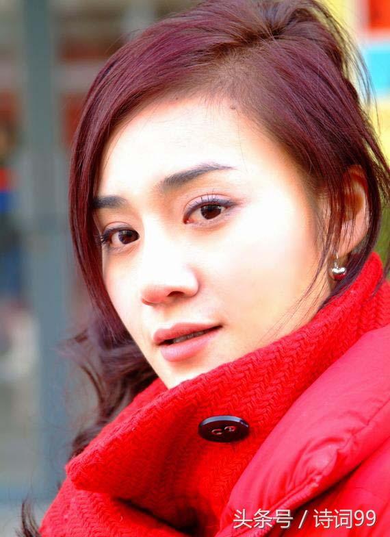 赞美女人美丽有才的句子 赞美女人美丽有才的句子