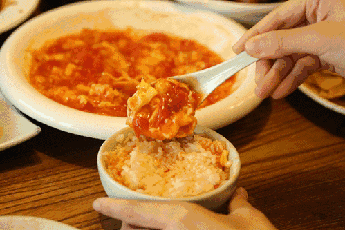 关于夸赞美食的句子味蕾 关于夸赞美食的句子味蕾