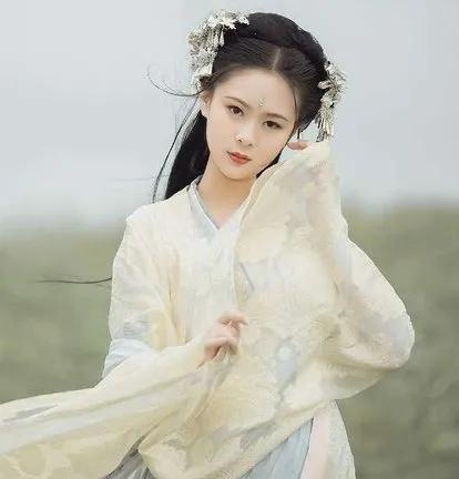 优美的赞美人的句子 优美的赞美人的句子