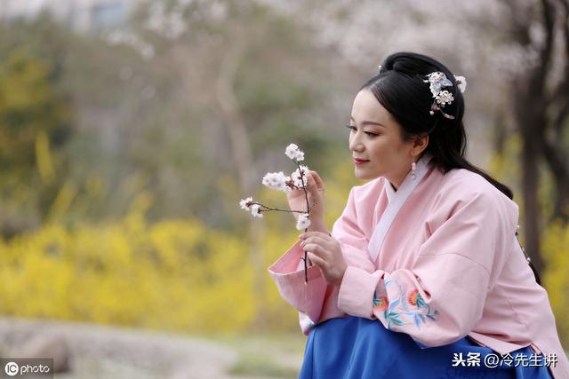 赞美国学文化的句子 赞美国学文化的句子