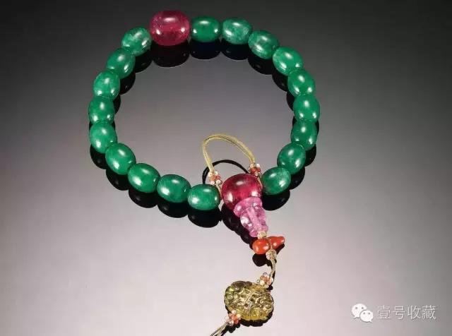 赞美翡翠的精美句子大全 赞美翡翠的精美句子大全