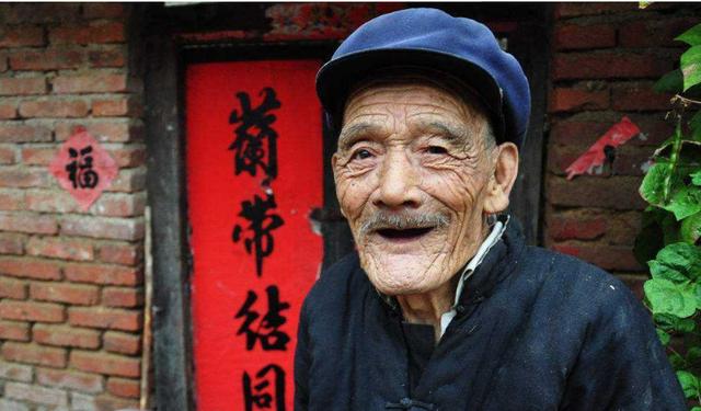 霸气句子简短好听十字以内 霸气句子简短好听十字以内