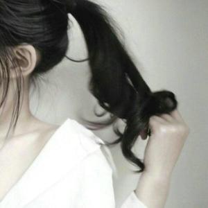 超拽霸气的14字句子 超拽霸气的14字句子