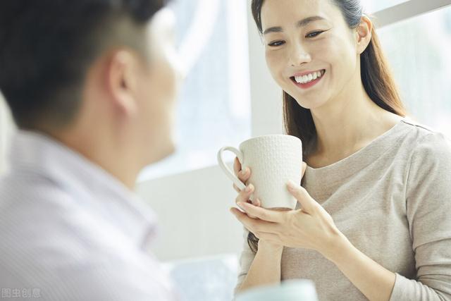 夸女人气质漂亮的幽默句子 夸女人气质漂亮的幽默句子