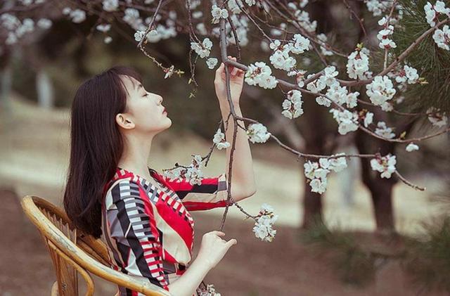 女人最经典的人生感悟:高情商女人发朋友圈的句子