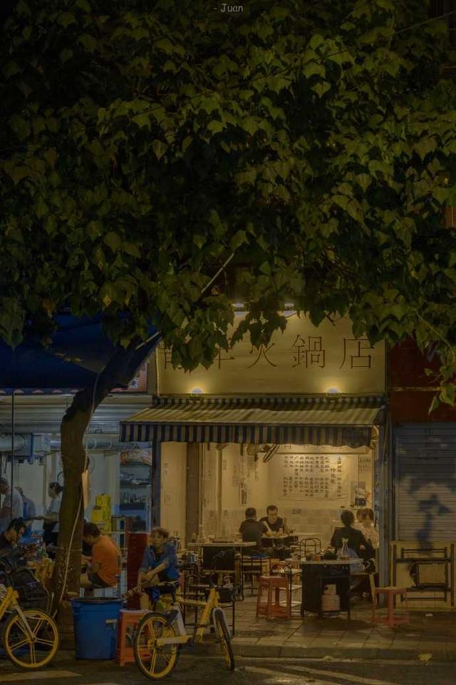50条火爆朋友圈的文案:放弃很可惜,但有些事情坚持本就没意义
