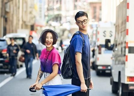 一大段话中间藏着表白句子 一大段话中间藏着表白句子