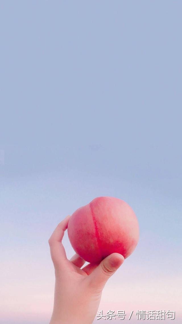 怎么向女生表白简单的句子 怎么向女生表白简单的句子