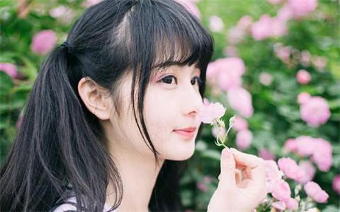 怎么和女生表白的句子搞笑 怎么和女生表白的句子搞笑