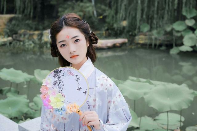 表白的句子简短古风 表白的句子简短古风