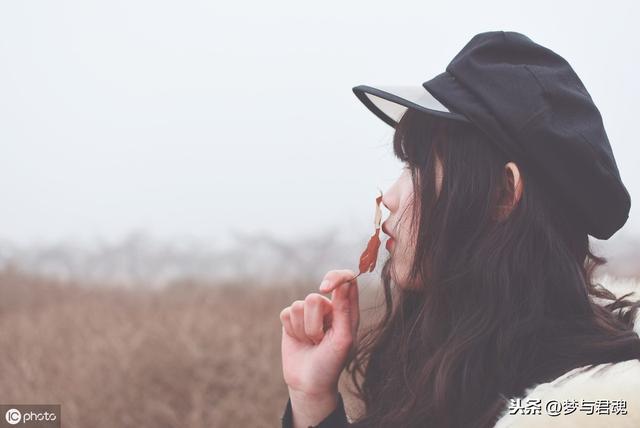 失望攒够了就离开句子和图片 失望攒够了就离开句子和图片