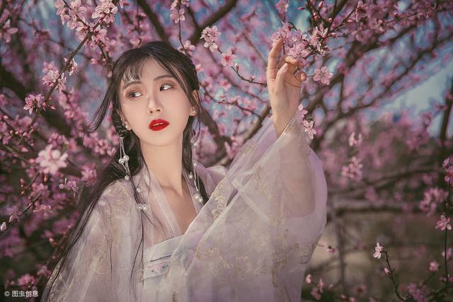 唯美到心碎的古风句子6字 唯美到心碎的古风句子6字