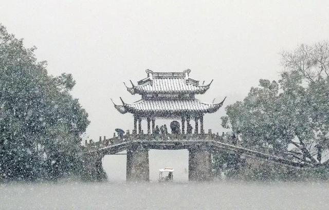 描写雪景的美文美句 描写雪景的美文美句