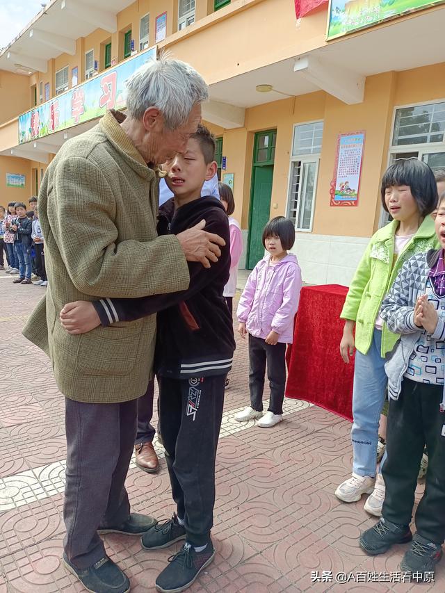 励志感恩父母的句子对于学生的 励志感恩父母的句子对于学生的