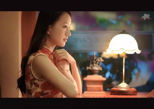 那年，月下人（句美，人美）