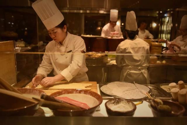 形容苏州美食的唯美句子 形容苏州美食的唯美句子
