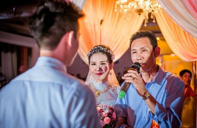 感慨女儿长大要结婚的唯美句子(形容儿子长大的诗句)