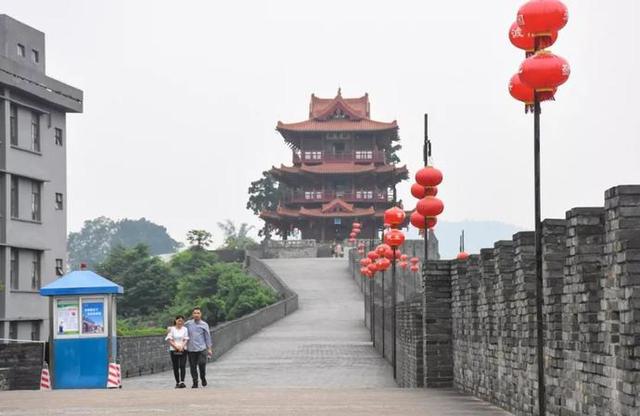 无言古城墙,千年话沧桑