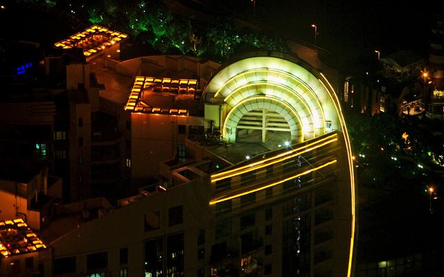 流光溢彩，绚丽斑斓，最美莫过夜上海！