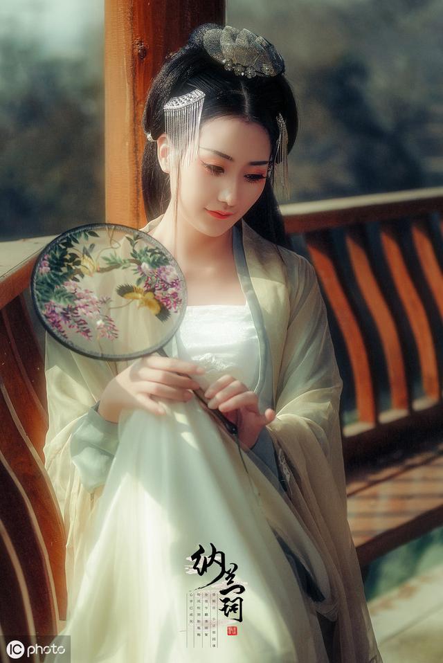 70句赞扬松树的唯美古诗词,哪一句惊艳到了你
