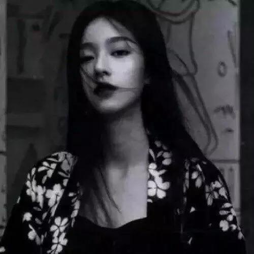 微信上霸气又噎死人的短句子:我本百毒不侵,你却万毒俱全