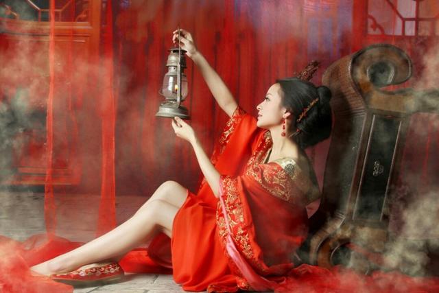 不容错过的描写灯的唯美语句