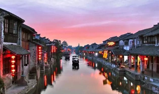 一袭江南梦,醉卧烟雨中!