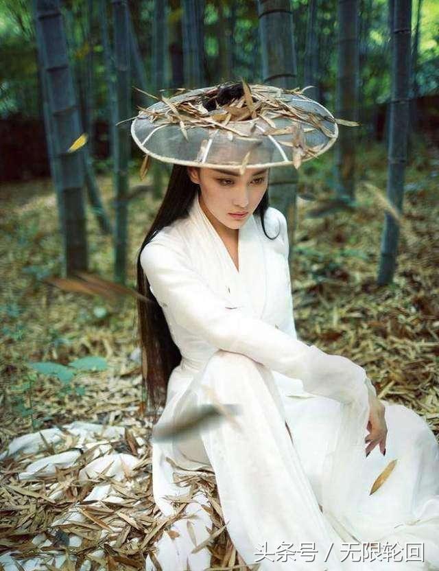 10首最优美的咏竹诗：未出土时先有节，便凌云去也无心