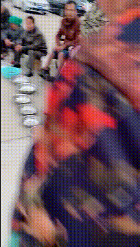 搞笑：枯藤老树昏鸦，挣钱还不够花，依旧寡人孤家，我丑没人肯瞎