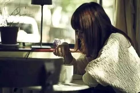 一个人心累无助的说说