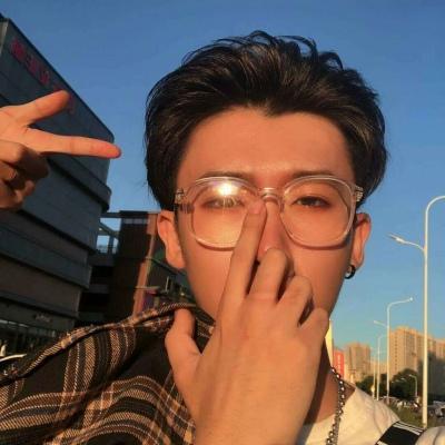 超酷的霸气侧漏的网名拽是我的外号-可爱点