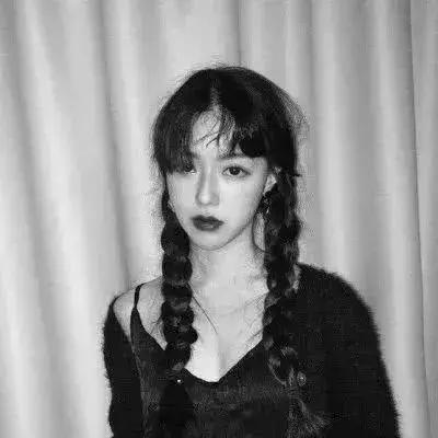 16句抖音幽默而犀利个性签名，告别后，你比孤单还瘦