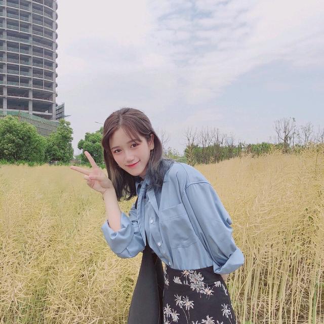 头像+句子：你吃不到的葡萄我吃到了 特别甜