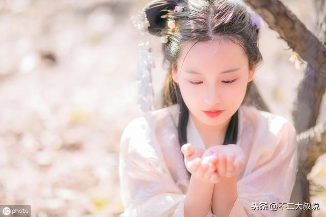 赠予你60条古风虐心凄美的句子,悲欢离合都在这里,请查收