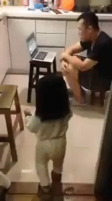 形容父女俩的幸福句子搞笑 形容父女俩的幸福句子搞笑