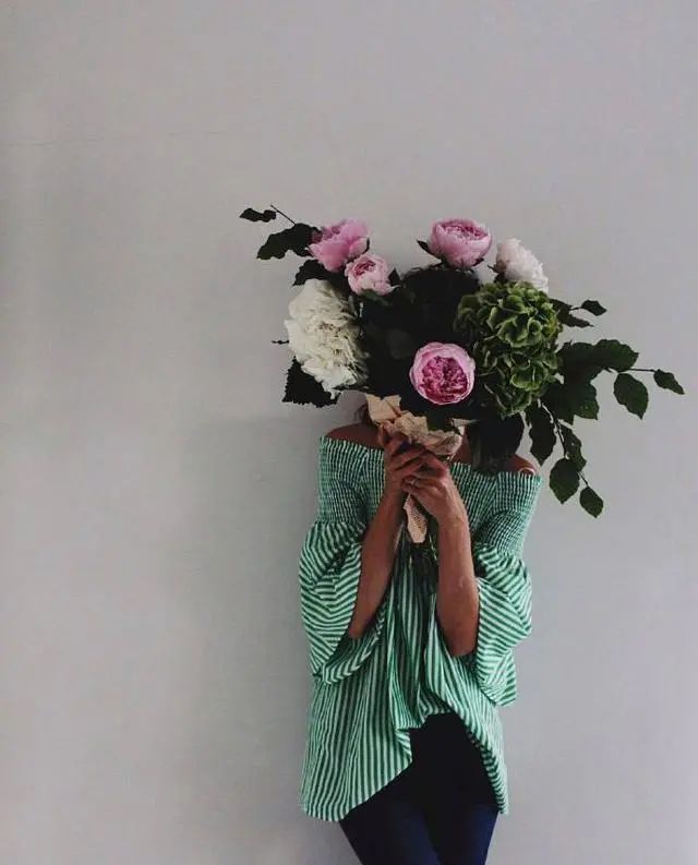 唯美深情的伤感句子,句句让人心碎!-句子橘 唯美深情的伤感句子,句句让人心碎!-句子橘