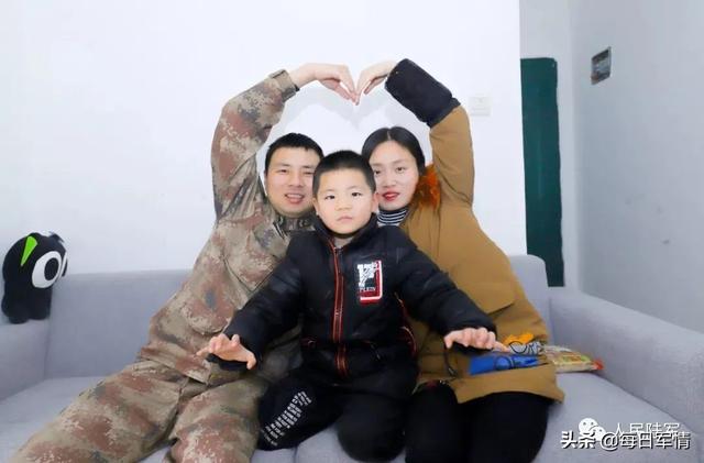 48对军恋48句情话！哈哈哈，句句肉麻塞牙