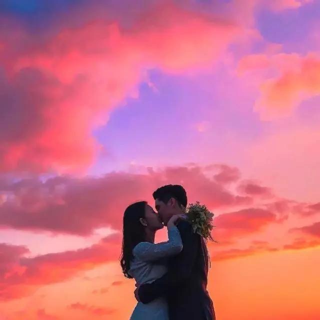 最能打动女孩子的情书句子,深情款款,句句撩人无数!