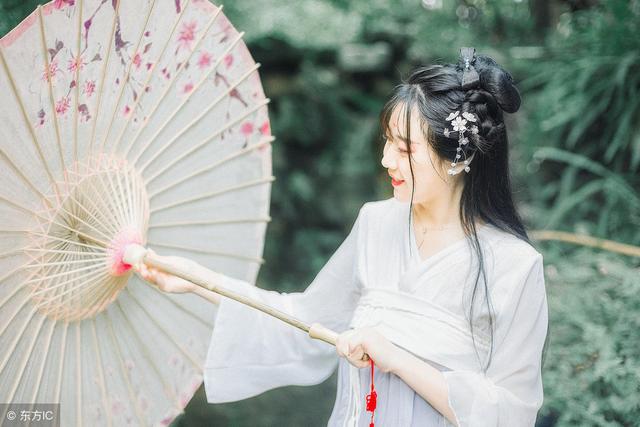 表达情侣间爱意的成语