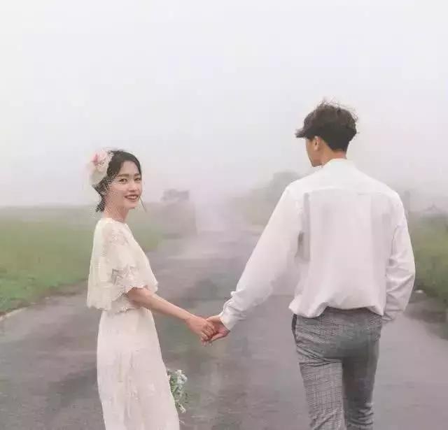 经典美好的爱情语录短句，句句浪漫温馨，让人一见倾心